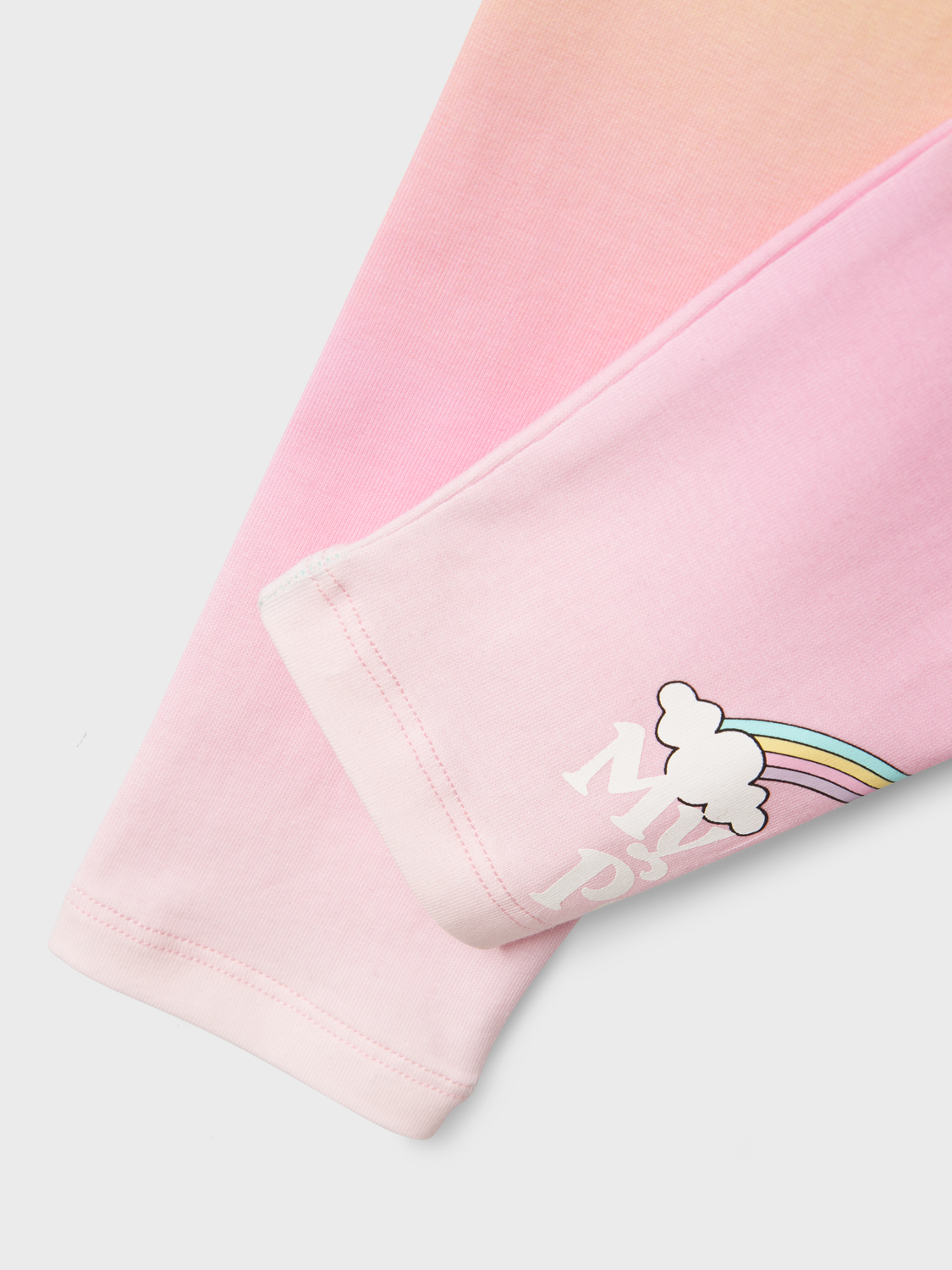 model_shot-front_full